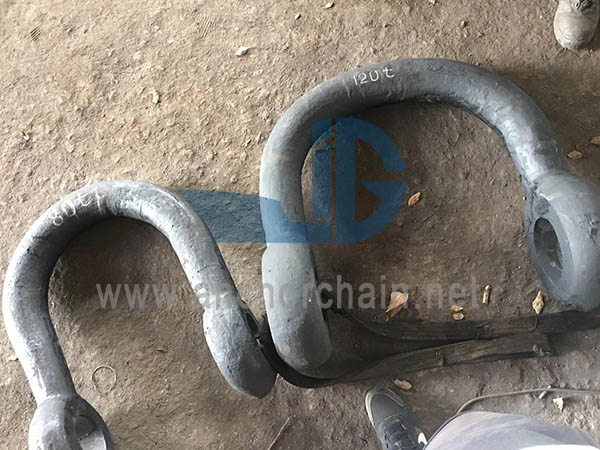 Велика скоба, що відкривається